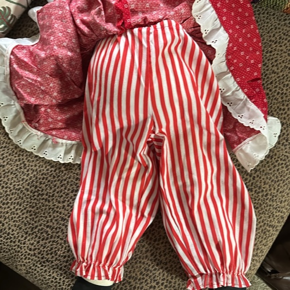 Handmade Fancy Cow - Picture 6 of 7